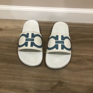 Salvatore Ferragamo Groove Men's Sandals Size 9 Slide White